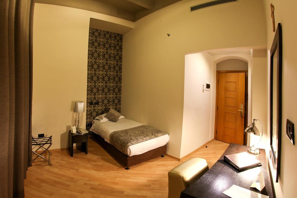 นอร์เทรอดาม ซองทร์ Hotel เยรูซาเลม ภายนอก รูปภาพ